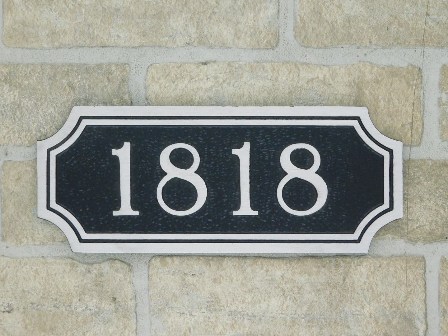 aluminum address number plaque