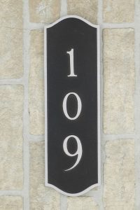 aluminum-home-numbers-plaque